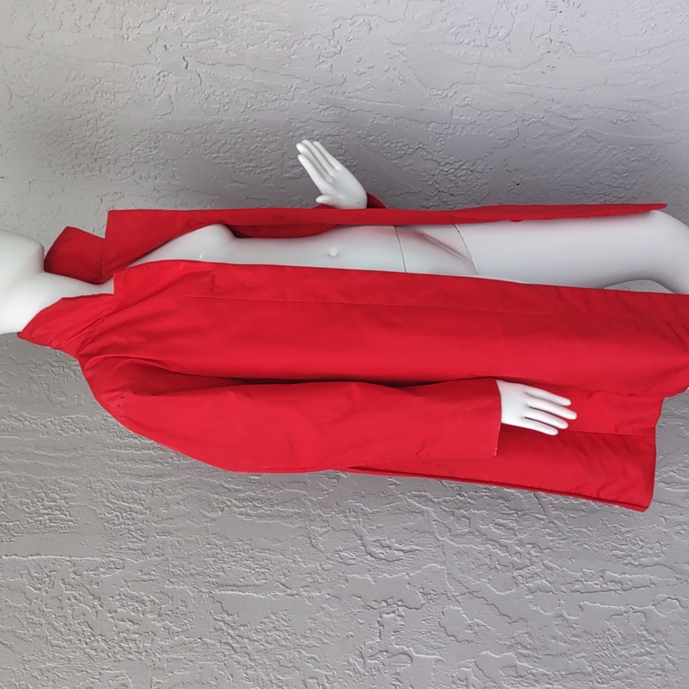 Harve Bernard/Benard Holzman Ladies Beautifilly designe "Red Trench"